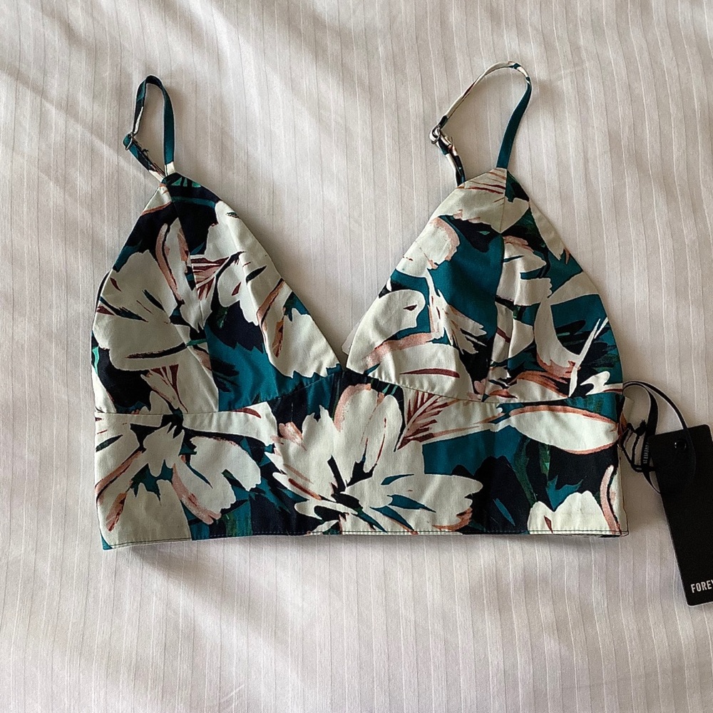 NWT Forever 21 Floral Bralette/Crop Top